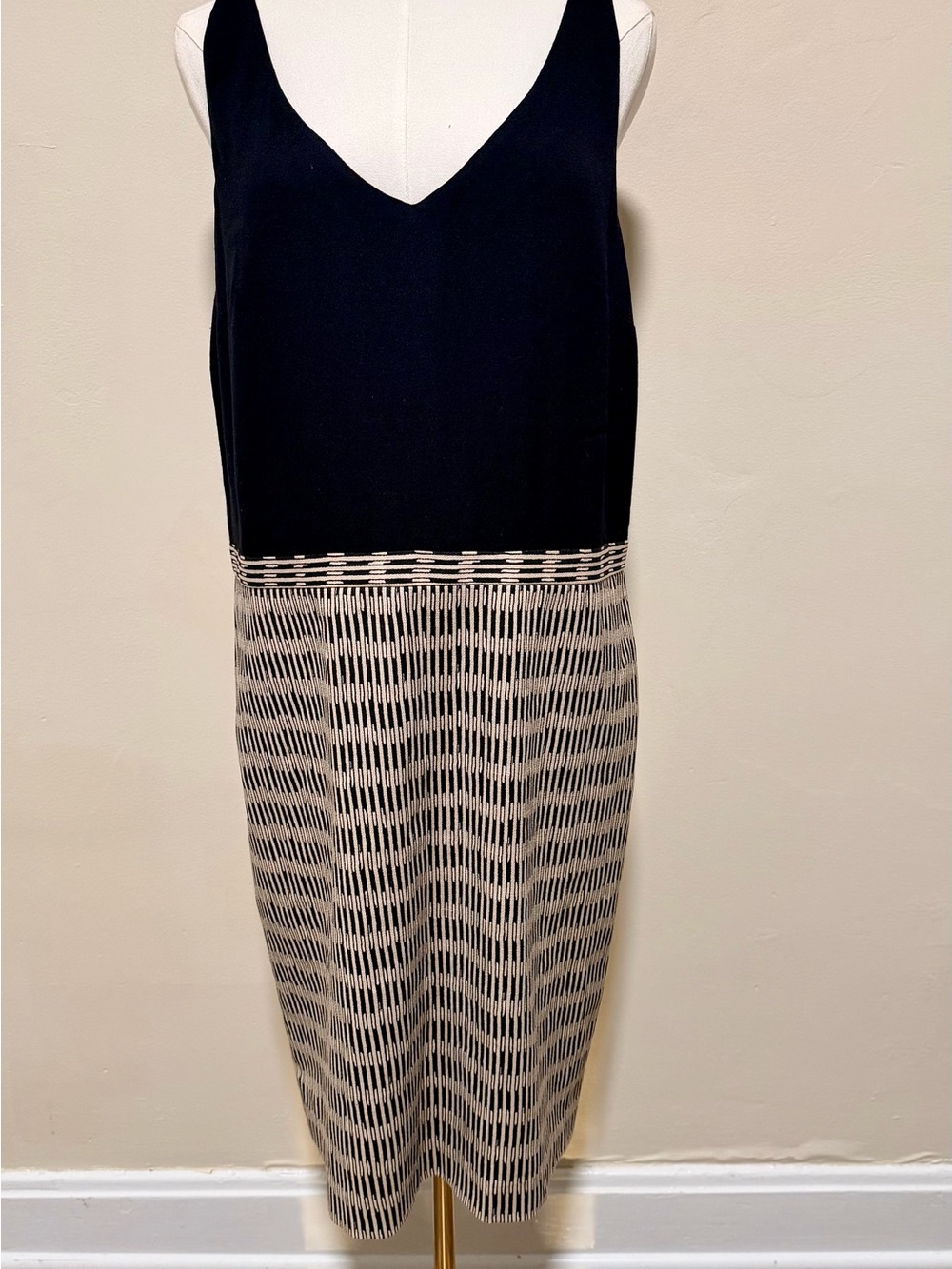 LOFT Black & Cream Sleeveless Midi Shift Dress